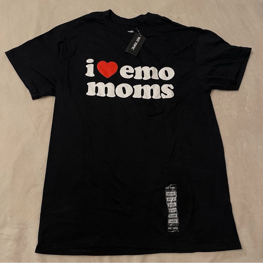 Hot Topic Black Graphic Tee